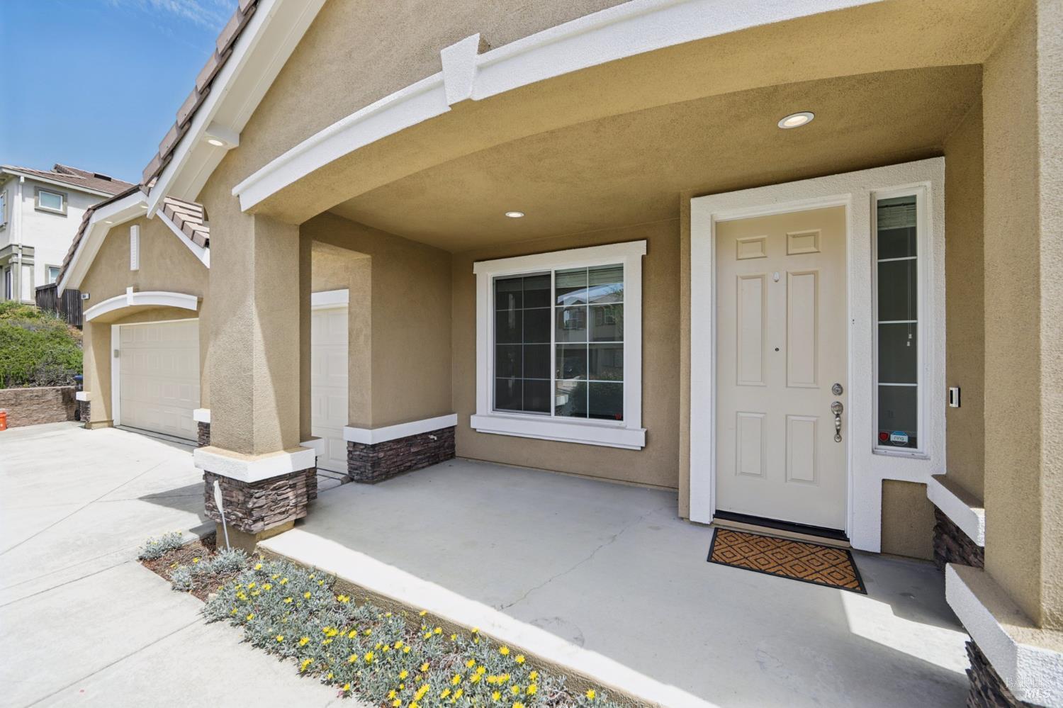 Detail Gallery Image 2 of 48 For 1864 Boardsman Way, Fairfield,  CA 94533 - 4 Beds | 2/1 Baths