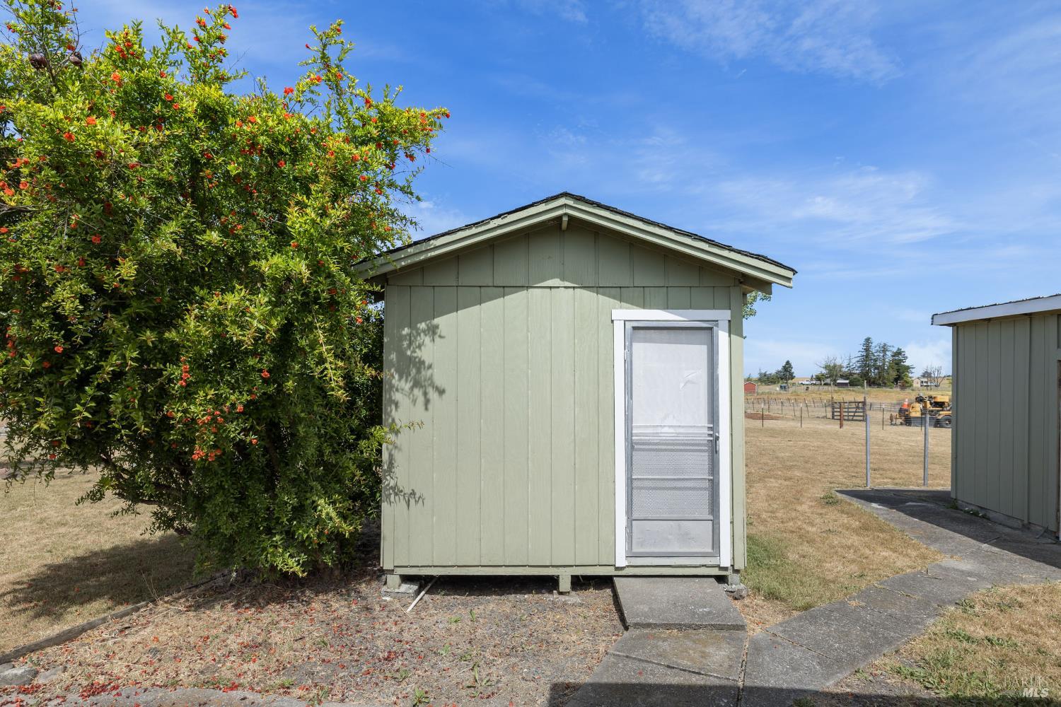 Detail Gallery Image 25 of 40 For 8455 Brand Ln, Penngrove,  CA 94951 - 3 Beds | 2 Baths