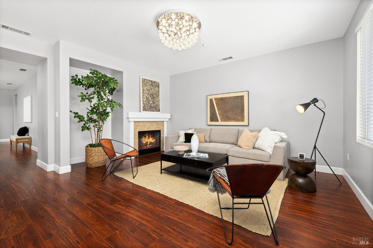 Detail Gallery Image 13 of 39 For 146 Hearthstone Dr, American Canyon,  CA 94503 - 3 Beds | 2 Baths