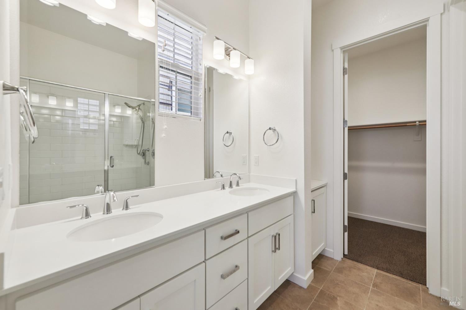 Detail Gallery Image 14 of 29 For 1737 Linden Ln, Santa Rosa,  CA 95404 - 3 Beds | 2/1 Baths