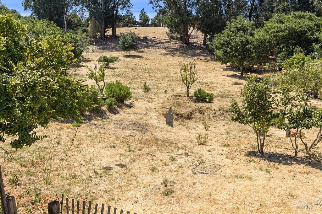Detail Gallery Image 7 of 12 For 449 Purrington Rd, Petaluma,  CA 94952 - – Beds | – Baths