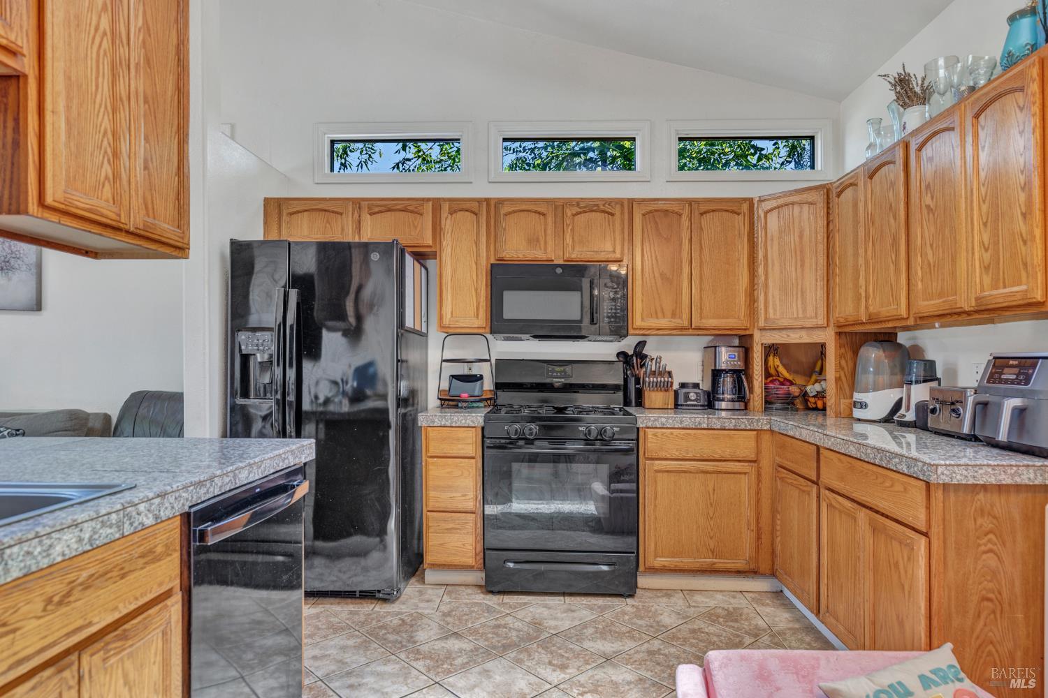 Detail Gallery Image 21 of 31 For 2720 Laurel St, Napa,  CA 94558 - – Beds | – Baths