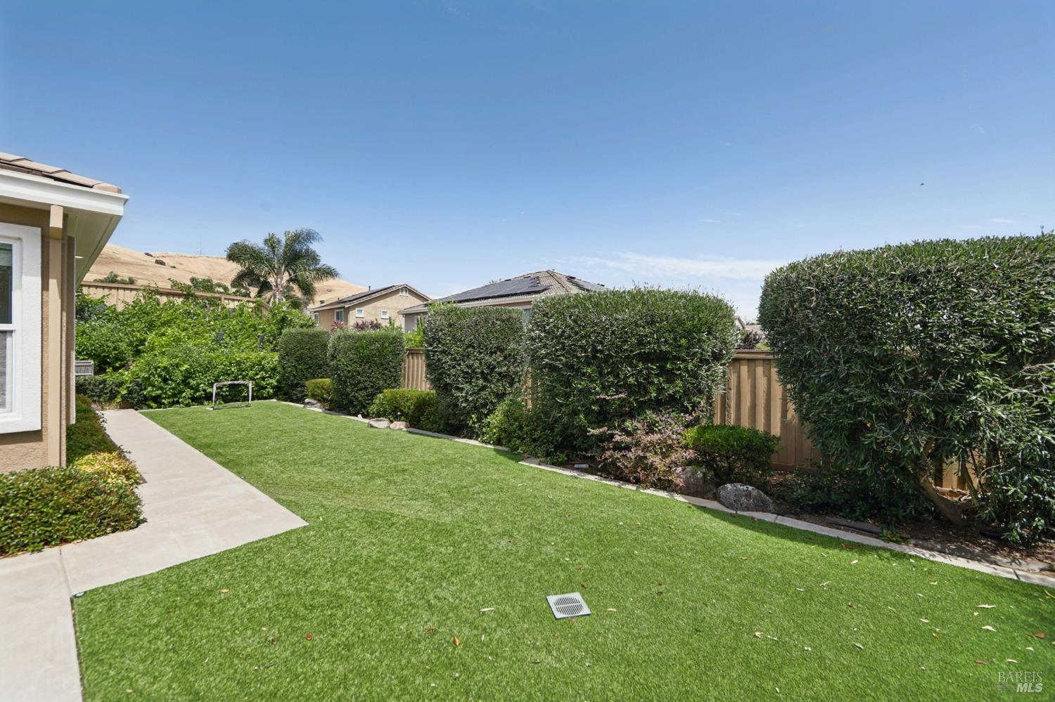 Detail Gallery Image 36 of 48 For 1864 Boardsman Way, Fairfield,  CA 94533 - 4 Beds | 2/1 Baths