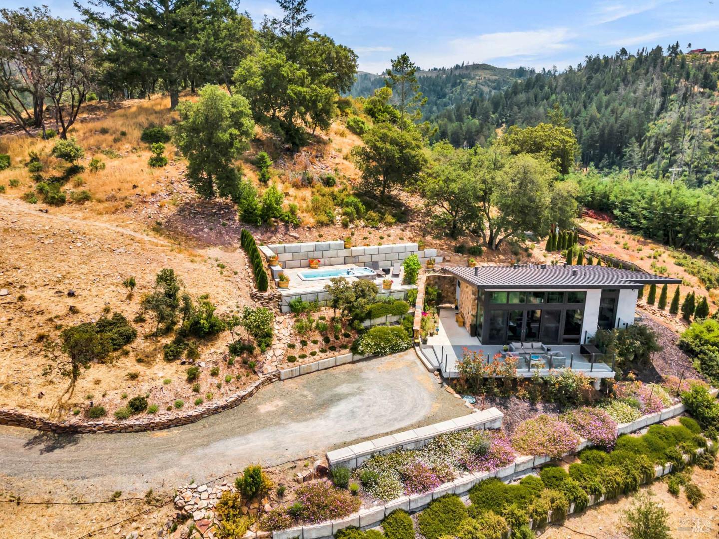 Detail Gallery Image 16 of 35 For 2205 Trinity Rd, Glen Ellen,  CA 95442 - 2 Beds | 2/2 Baths