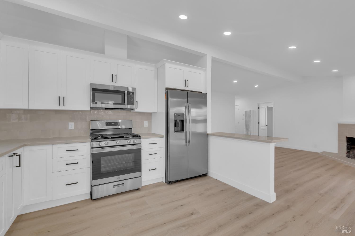 Detail Gallery Image 17 of 28 For 1700 Fillmore St, Fairfield,  CA 94533 - 3 Beds | 2 Baths