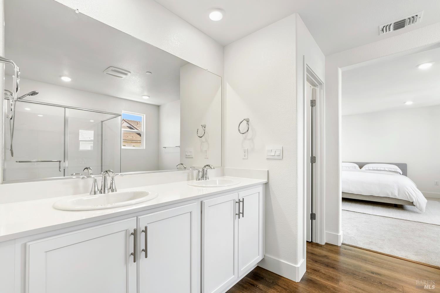 Detail Gallery Image 21 of 36 For 153 Frontier St, American Canyon,  CA 94503 - 4 Beds | 3 Baths