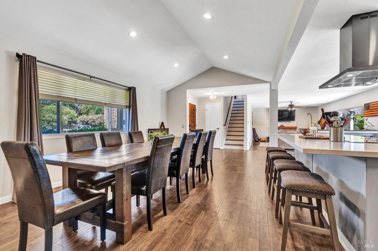 Detail Gallery Image 13 of 42 For 179 N Alamo Dr, Vacaville,  CA 95688 - 3 Beds | 2/1 Baths