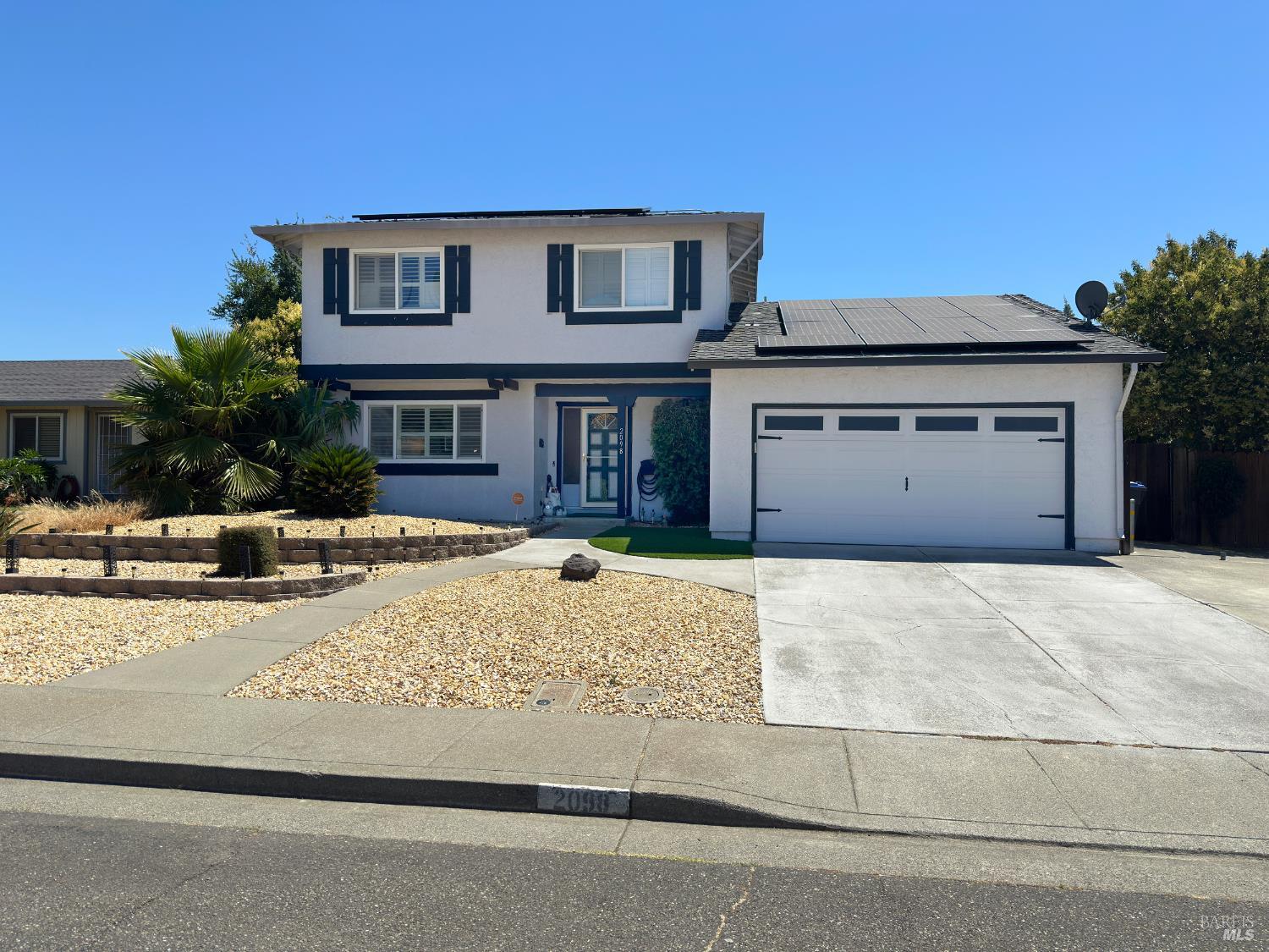 Detail Gallery Image 1 of 44 For 2098 Strauss Dr, Fairfield,  CA 94533 - 4 Beds | 2/1 Baths