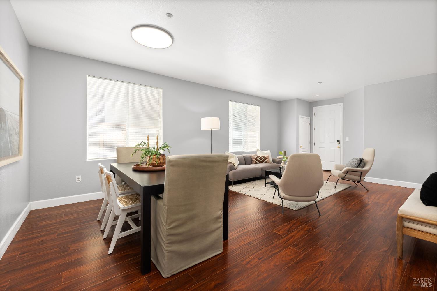 Detail Gallery Image 8 of 39 For 146 Hearthstone Dr, American Canyon,  CA 94503 - 3 Beds | 2 Baths