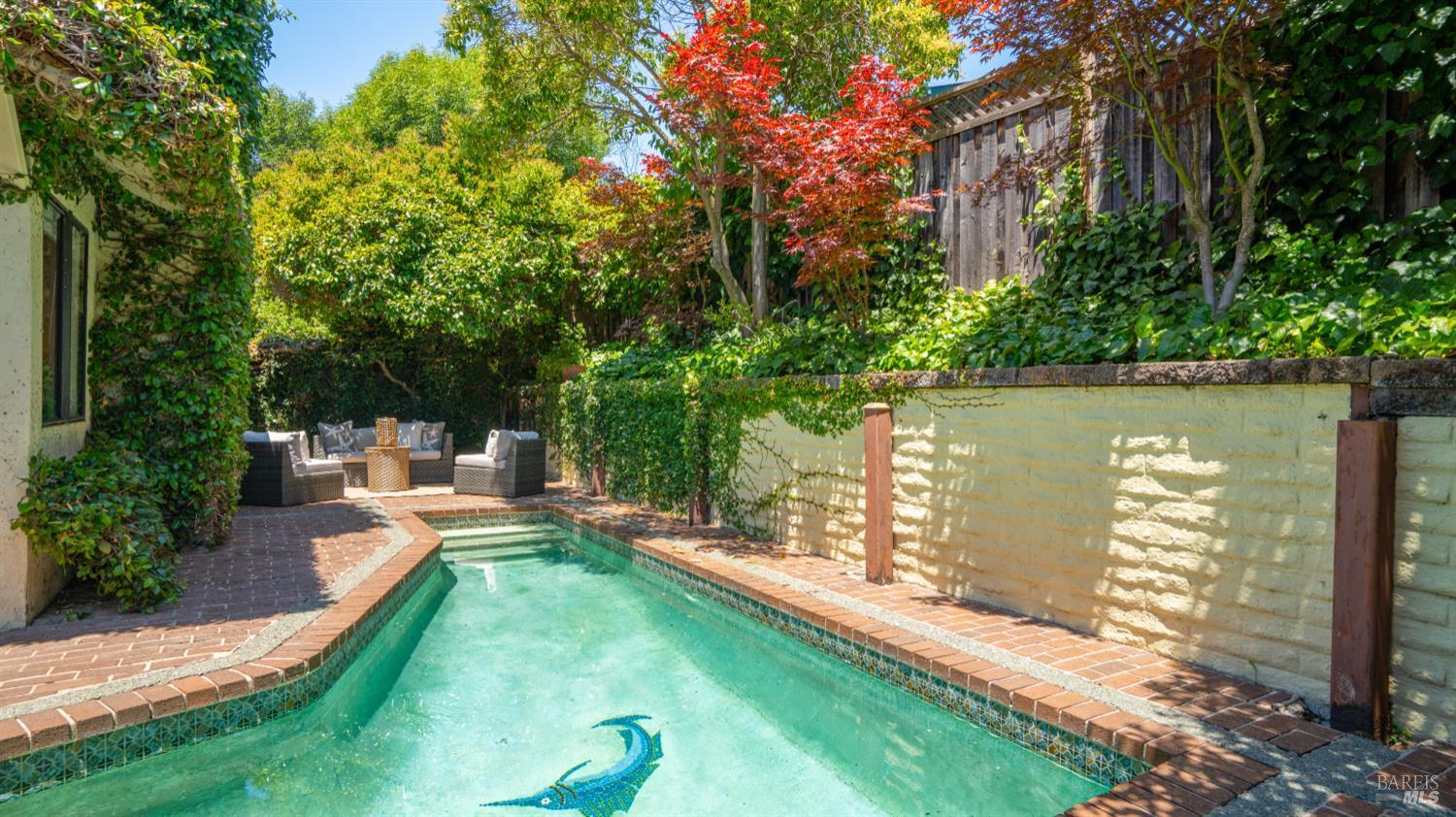 Detail Gallery Image 30 of 34 For 467 San Marin Dr, Novato,  CA 94945 - 2 Beds | 1 Baths