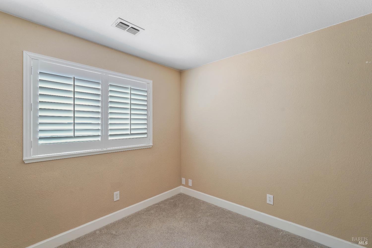 Detail Gallery Image 40 of 87 For 243 Lone Oak Dr, Vacaville,  CA 95688 - 4 Beds | 3 Baths