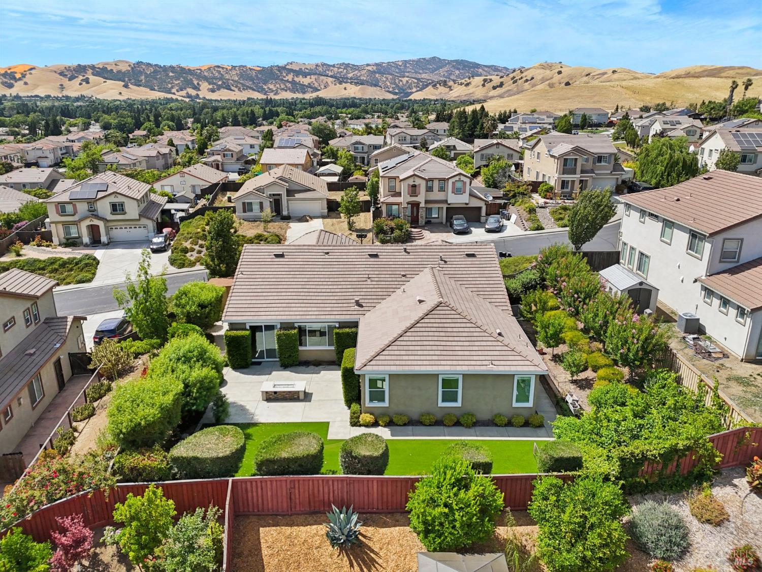 Detail Gallery Image 39 of 48 For 1864 Boardsman Way, Fairfield,  CA 94533 - 4 Beds | 2/1 Baths