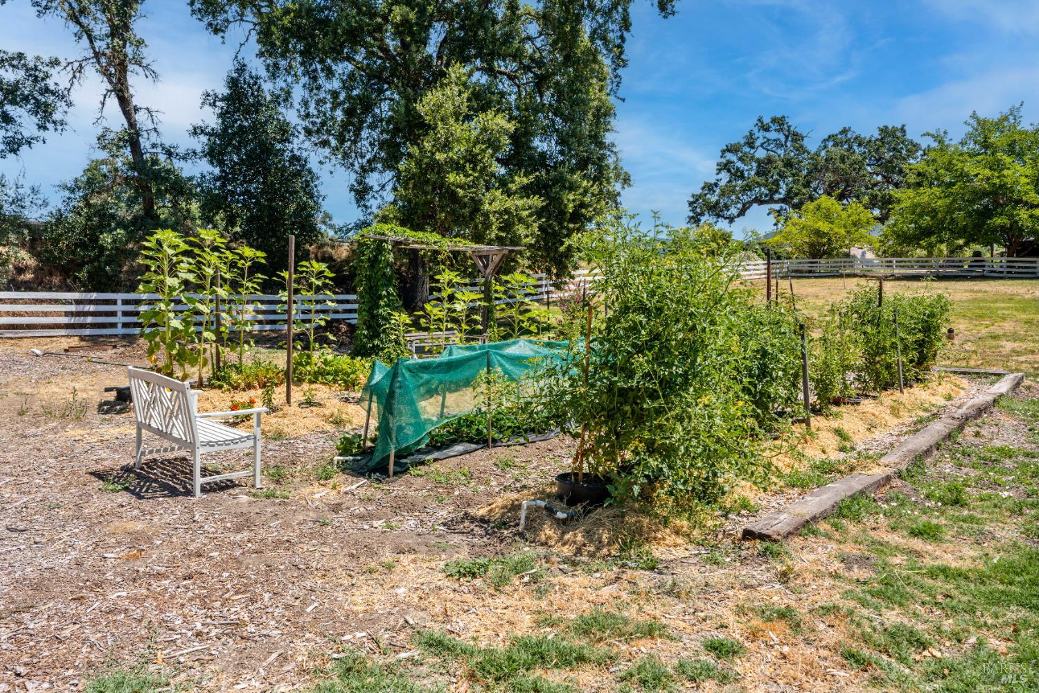 Detail Gallery Image 46 of 53 For 2650 Old River Rd, Ukiah,  CA 95482 - 2 Beds | 2 Baths