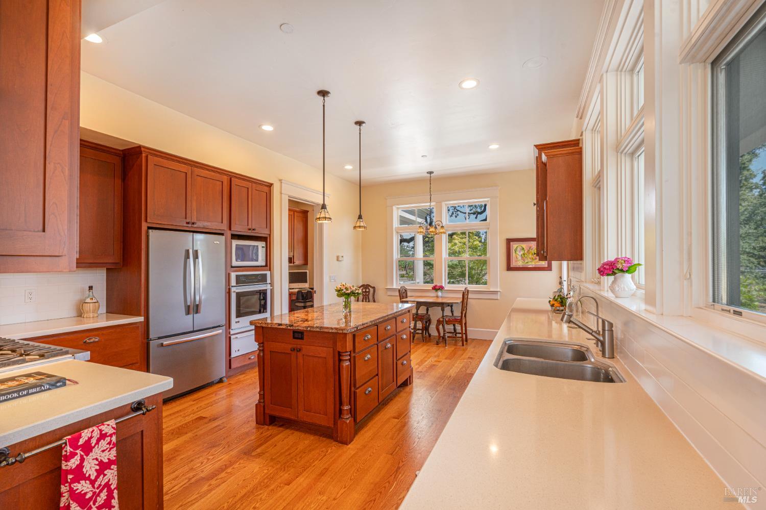 Detail Gallery Image 27 of 99 For 241 Royal Ct, Santa Rosa,  CA 95401 - 4 Beds | 4 Baths