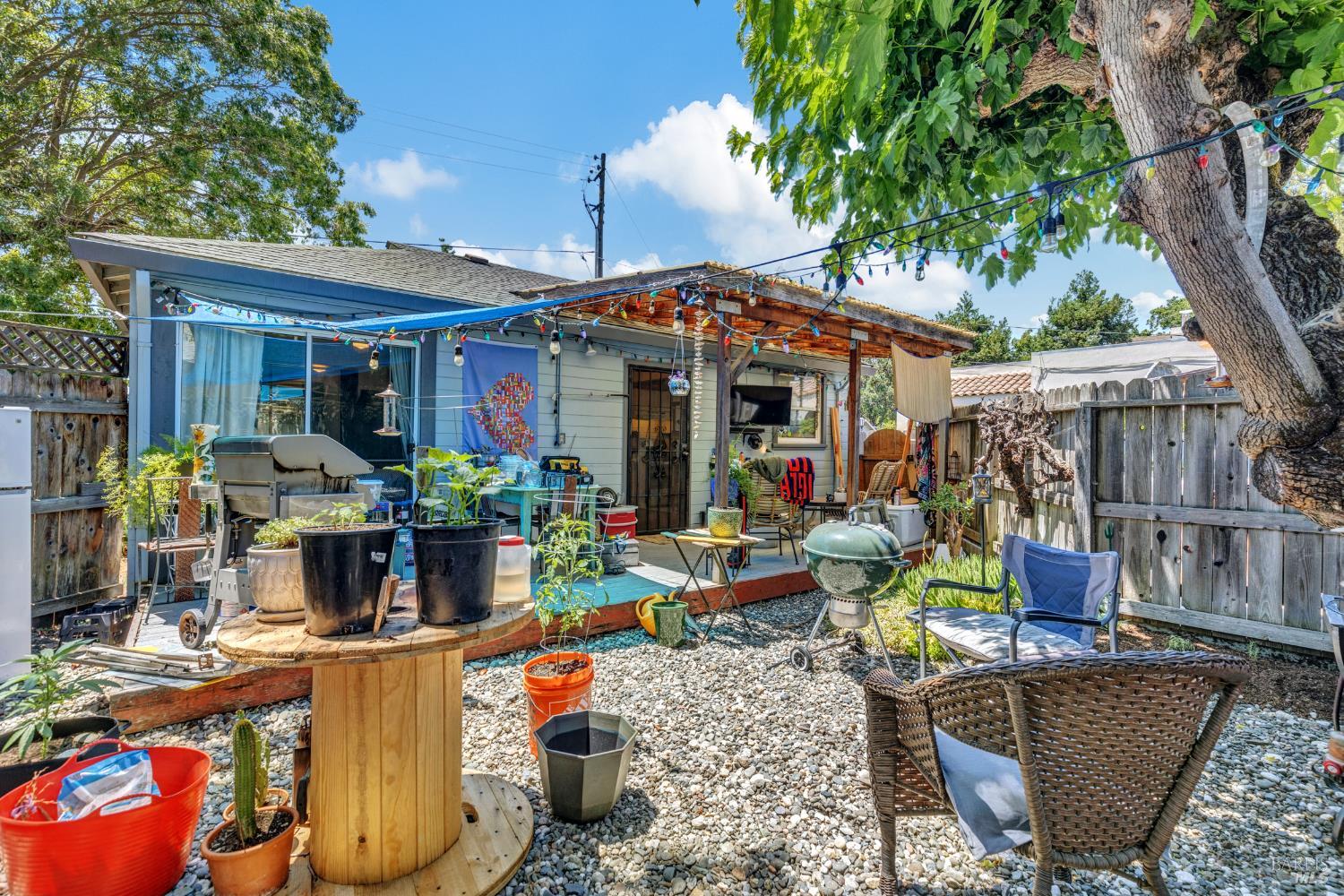 Detail Gallery Image 17 of 31 For 2720 Laurel St, Napa,  CA 94558 - – Beds | – Baths