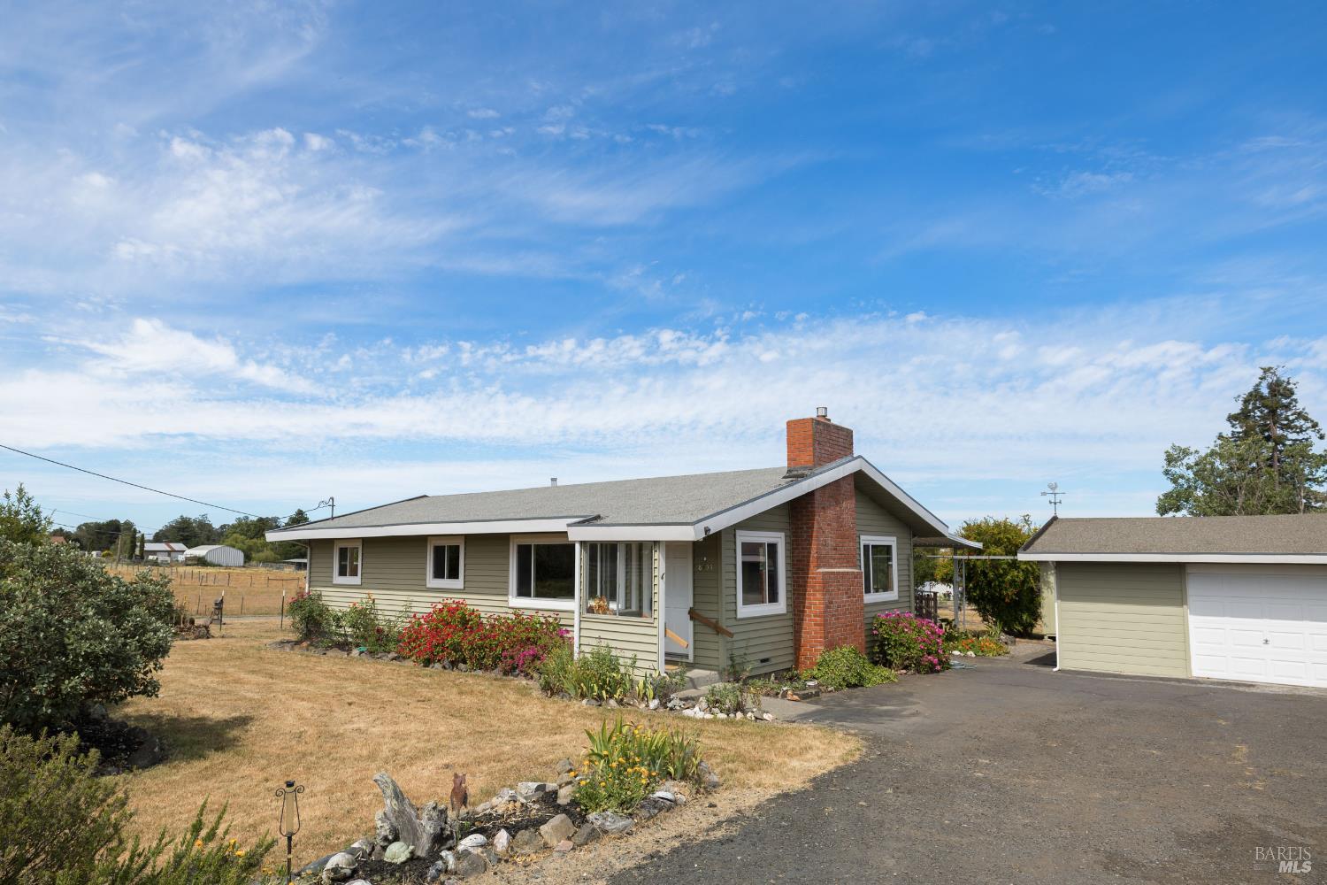 Detail Gallery Image 1 of 40 For 8455 Brand Ln, Penngrove,  CA 94951 - 3 Beds | 2 Baths