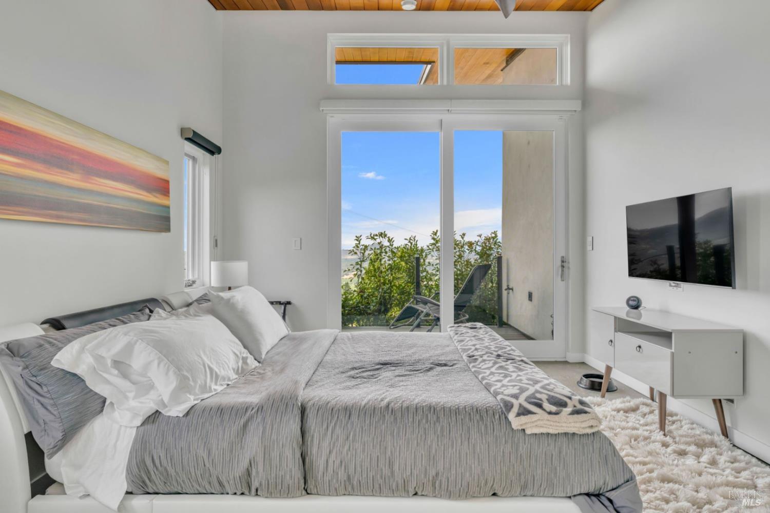 Detail Gallery Image 10 of 35 For 2205 Trinity Rd, Glen Ellen,  CA 95442 - 2 Beds | 2/2 Baths
