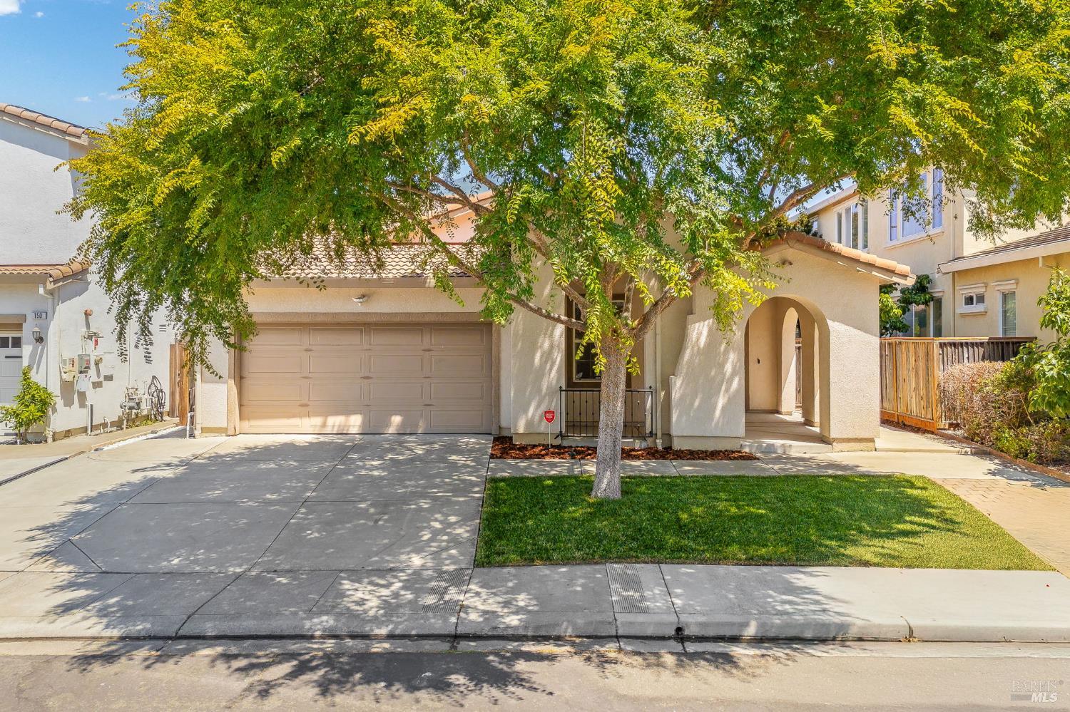 Detail Gallery Image 2 of 39 For 146 Hearthstone Dr, American Canyon,  CA 94503 - 3 Beds | 2 Baths