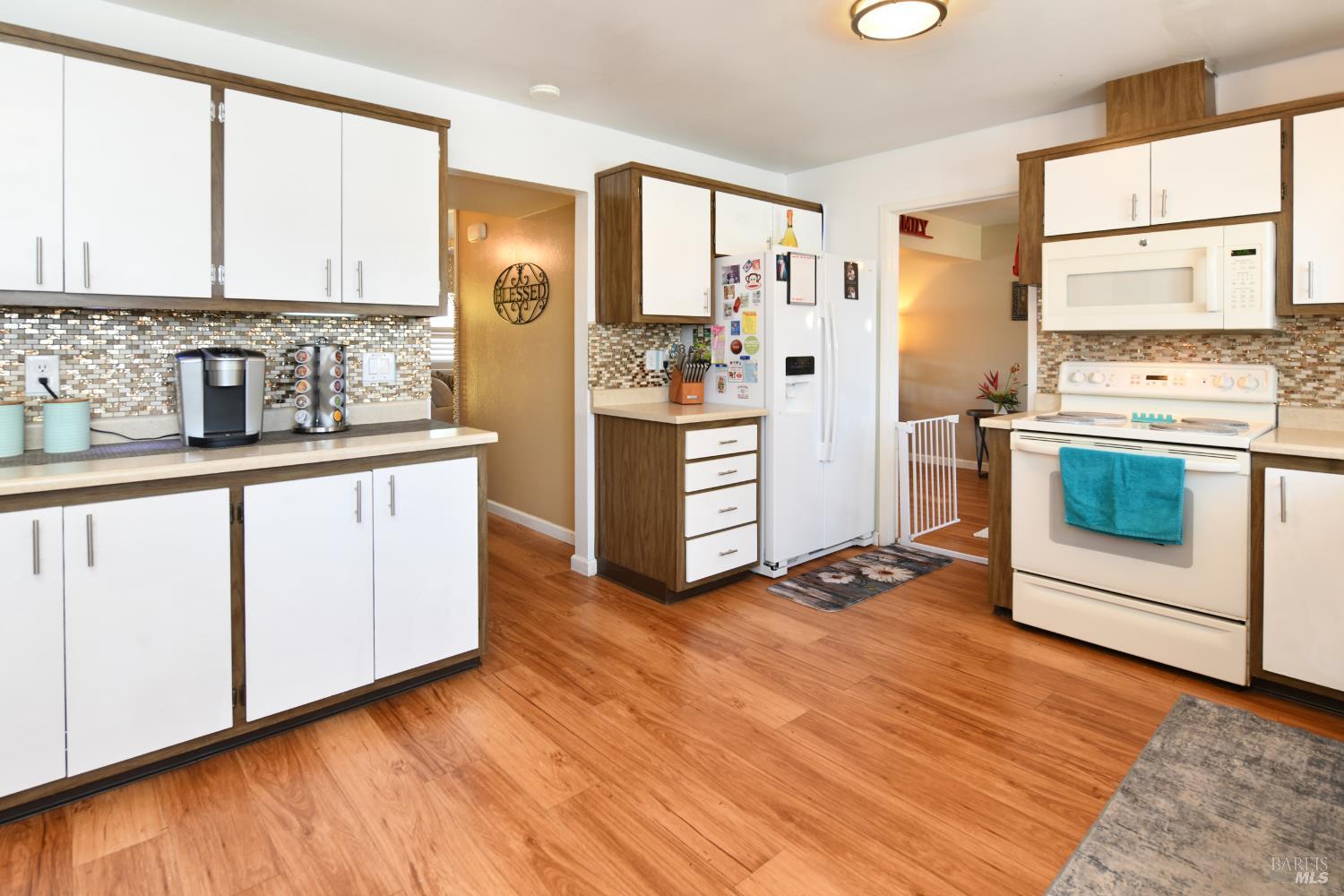 Detail Gallery Image 11 of 44 For 2098 Strauss Dr, Fairfield,  CA 94533 - 4 Beds | 2/1 Baths
