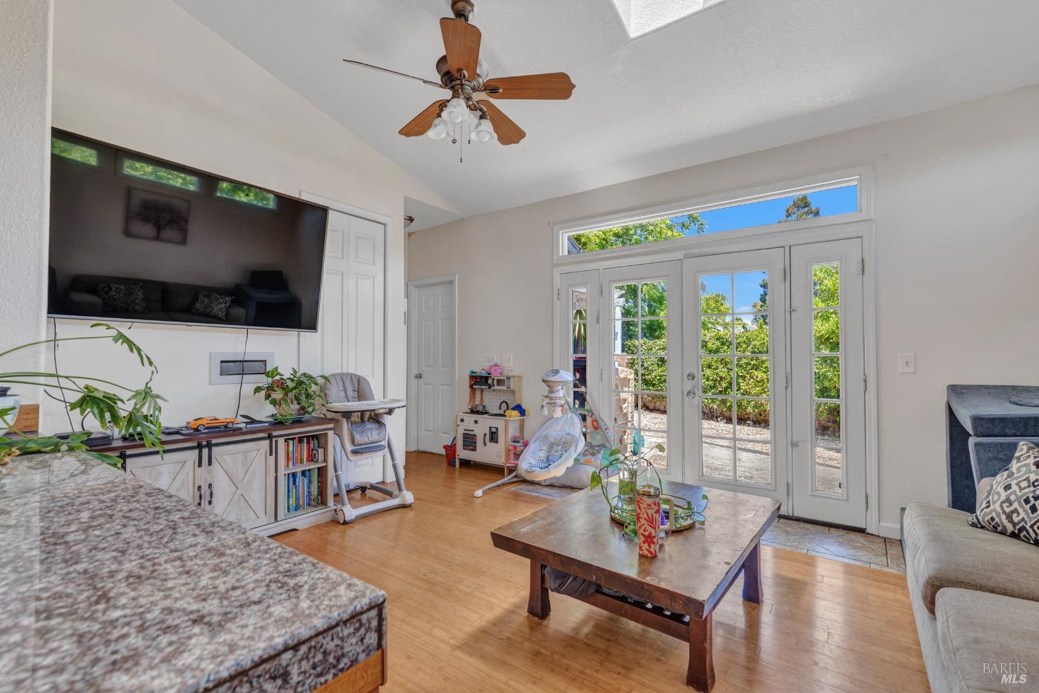 Detail Gallery Image 24 of 31 For 2720 Laurel St, Napa,  CA 94558 - – Beds | – Baths