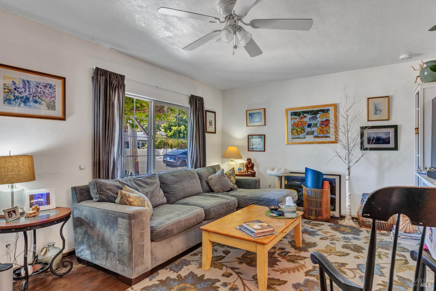 Detail Gallery Image 4 of 31 For 2720 Laurel St, Napa,  CA 94558 - – Beds | – Baths