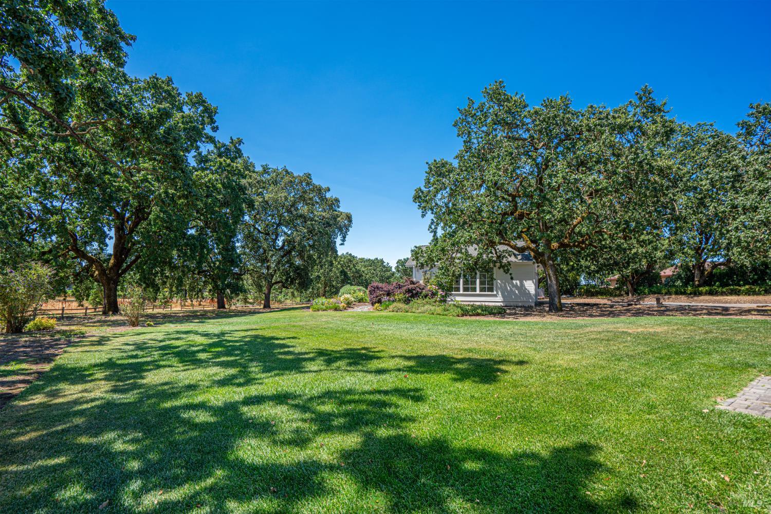 Detail Gallery Image 73 of 99 For 241 Royal Ct, Santa Rosa,  CA 95401 - 4 Beds | 4 Baths