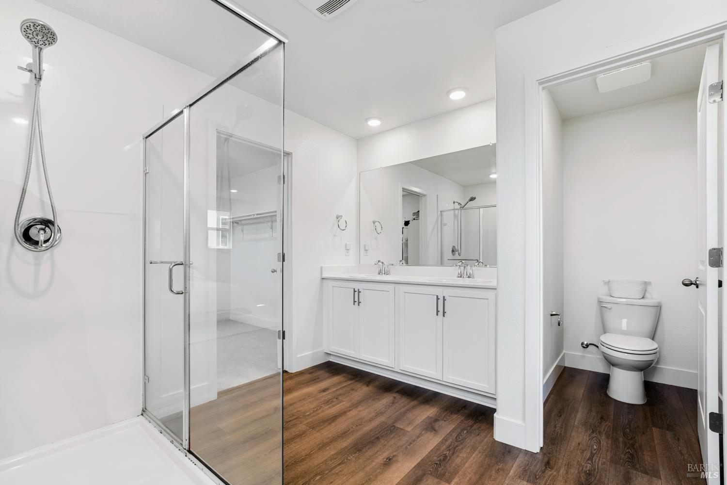 Detail Gallery Image 20 of 36 For 153 Frontier St, American Canyon,  CA 94503 - 4 Beds | 3 Baths