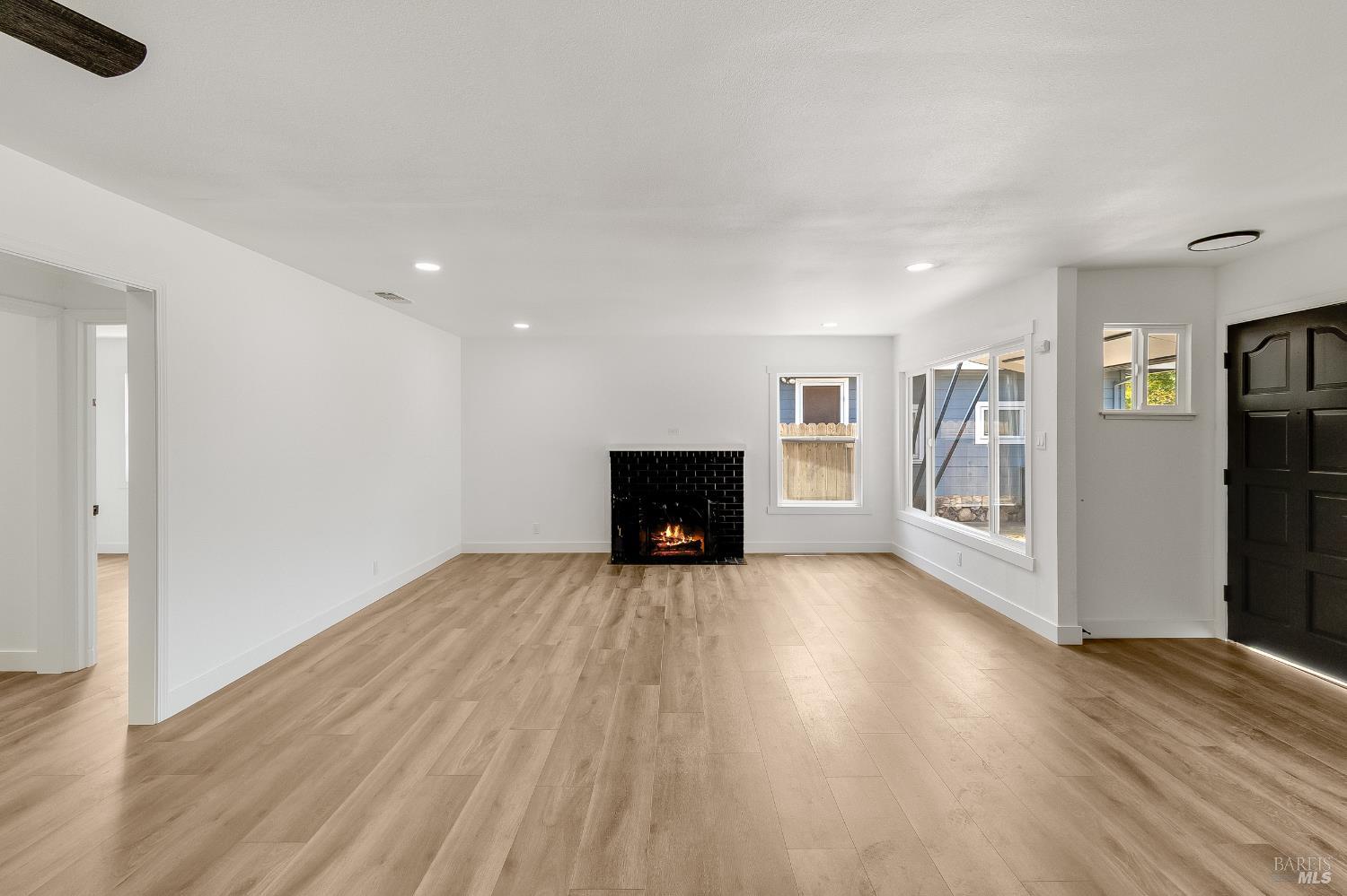 Detail Gallery Image 8 of 29 For 820 Annette Ave, Vallejo,  CA 94591 - 4 Beds | 2 Baths