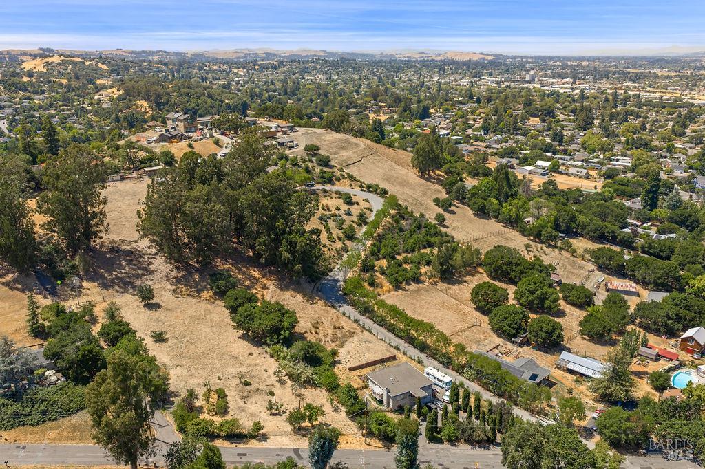 Detail Gallery Image 2 of 12 For 449 Purrington Rd, Petaluma,  CA 94952 - – Beds | – Baths