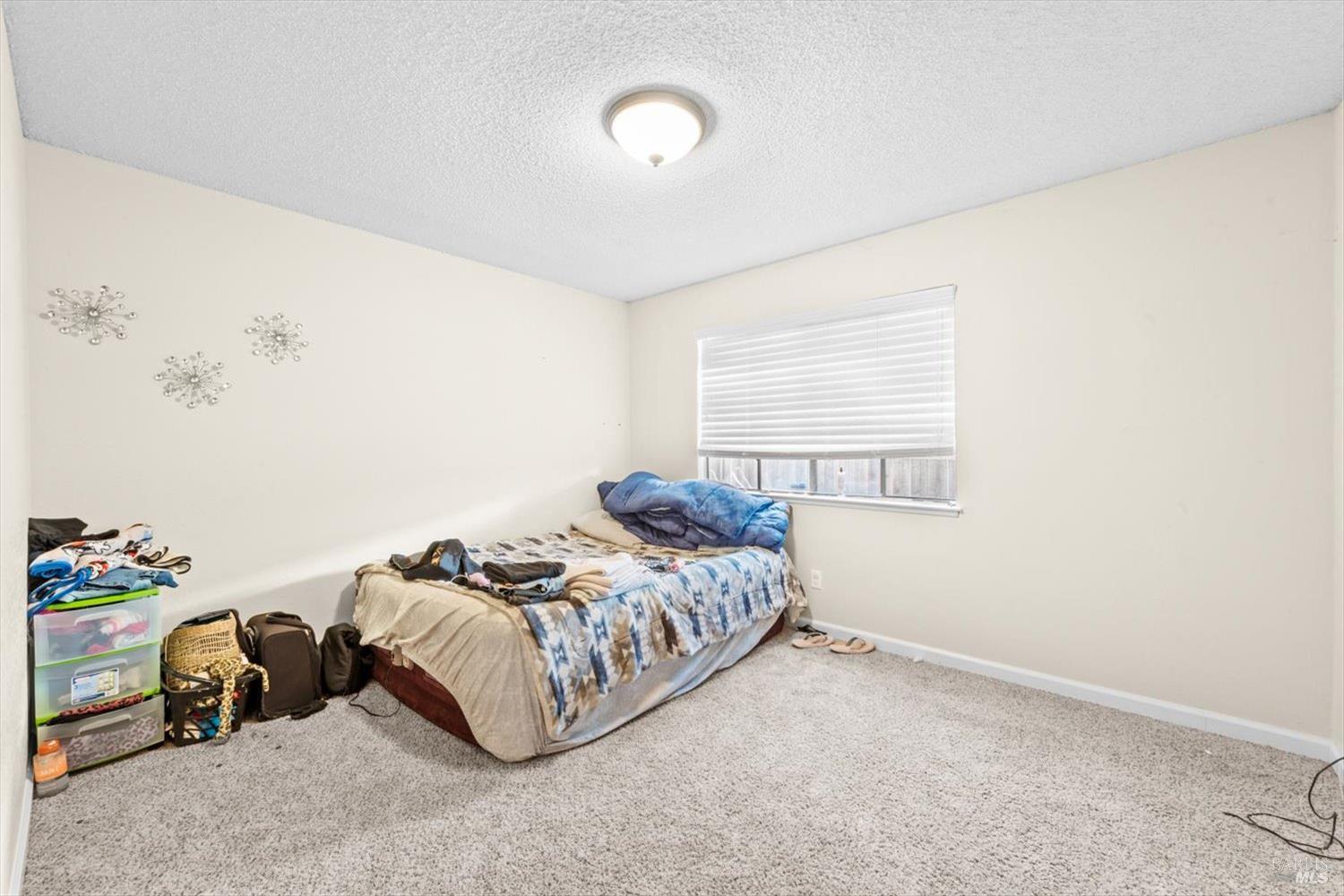 Detail Gallery Image 20 of 31 For 320 Serrano Ct, Fairfield,  CA 94533 - 4 Beds | 2 Baths