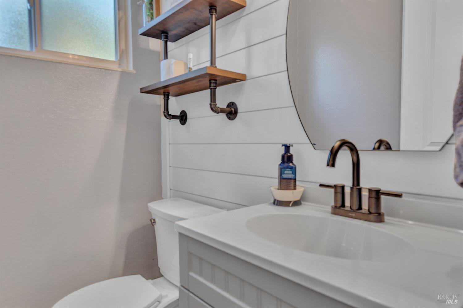 Detail Gallery Image 29 of 42 For 179 N Alamo Dr, Vacaville,  CA 95688 - 3 Beds | 2/1 Baths