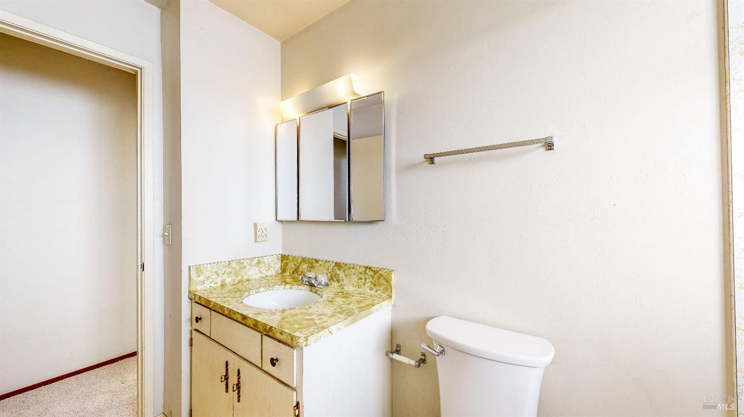 Detail Gallery Image 33 of 50 For 626 Ely Blvd, Petaluma,  CA 94954 - 3 Beds | 2 Baths