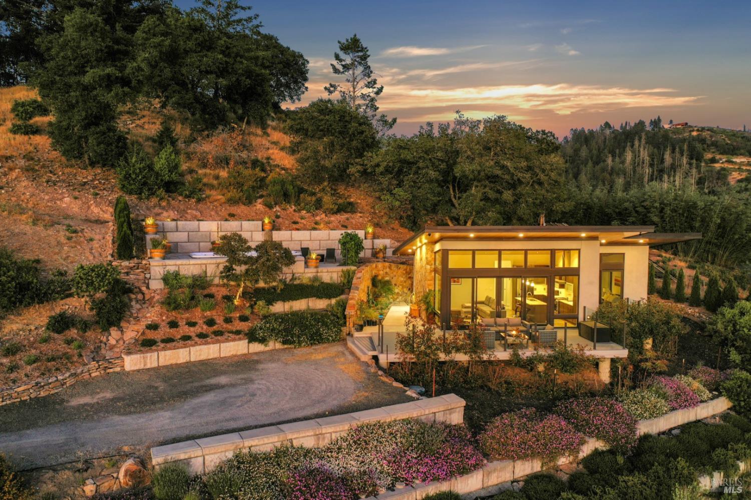 Detail Gallery Image 29 of 35 For 2205 Trinity Rd, Glen Ellen,  CA 95442 - 2 Beds | 2/2 Baths