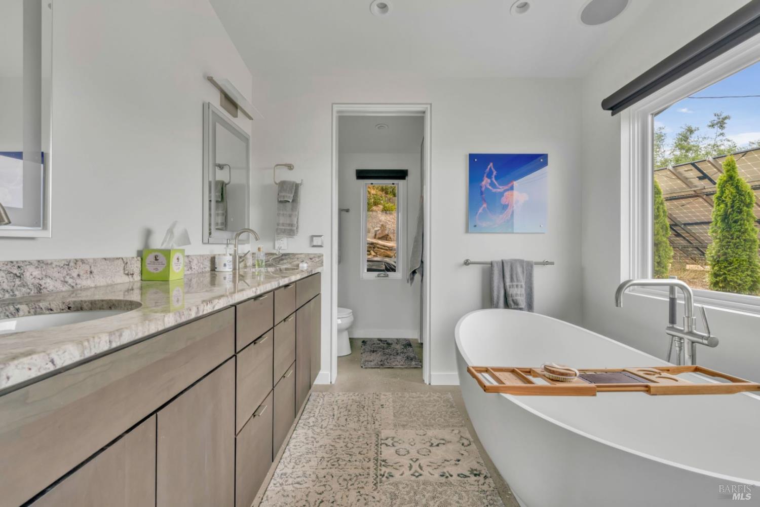 Detail Gallery Image 11 of 35 For 2205 Trinity Rd, Glen Ellen,  CA 95442 - 2 Beds | 2/2 Baths