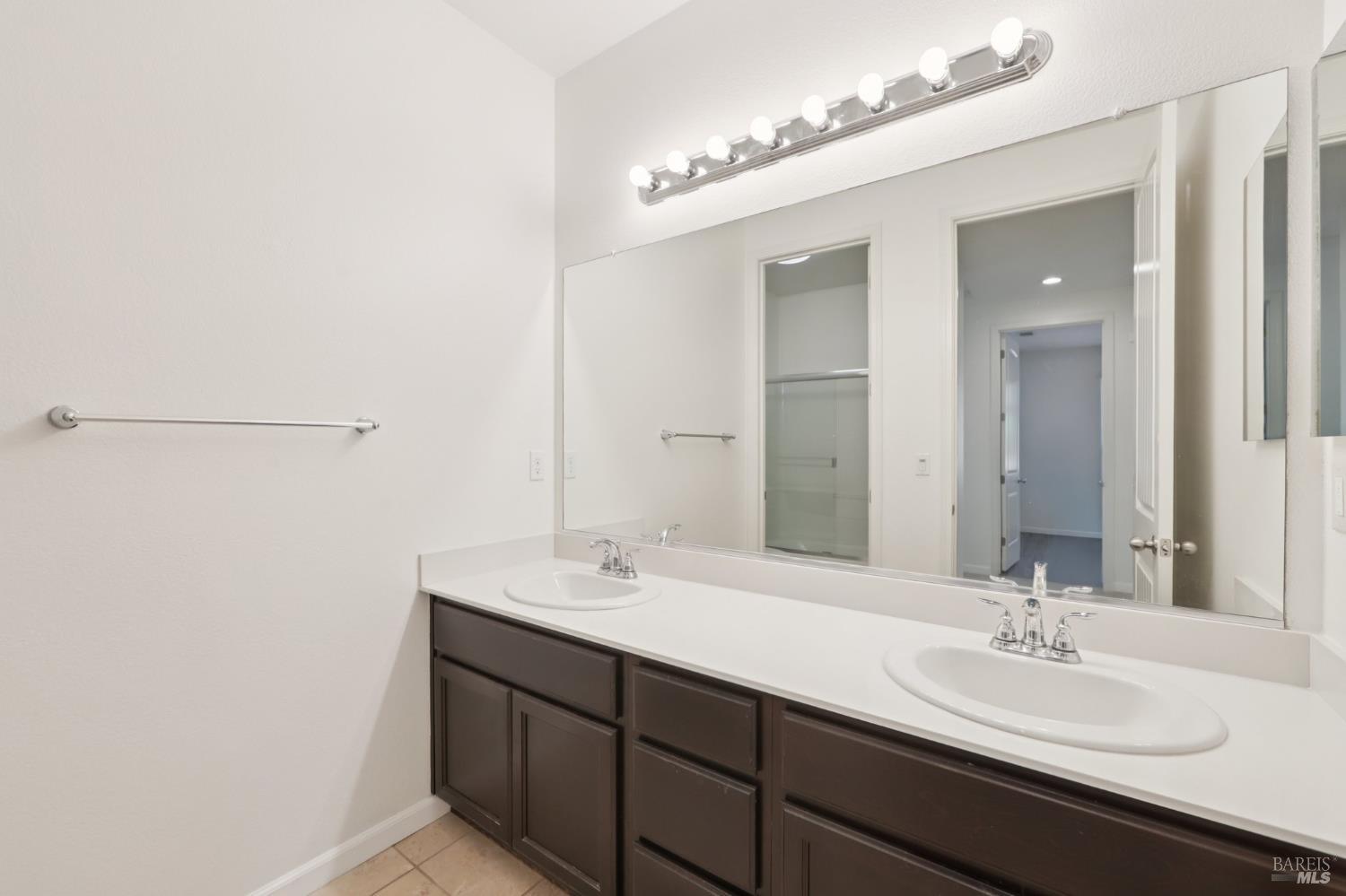 Detail Gallery Image 22 of 48 For 1864 Boardsman Way, Fairfield,  CA 94533 - 4 Beds | 2/1 Baths