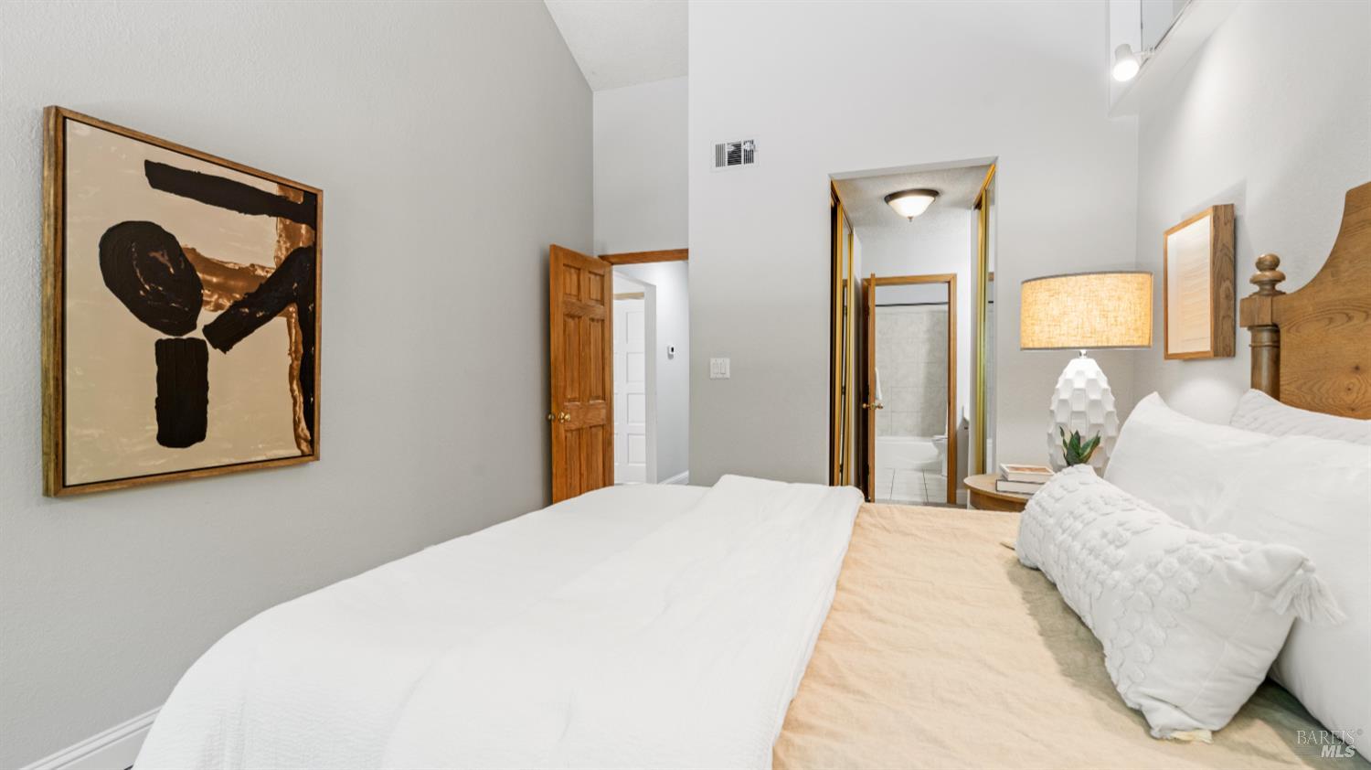 Detail Gallery Image 23 of 34 For 467 San Marin Dr, Novato,  CA 94945 - 2 Beds | 1 Baths