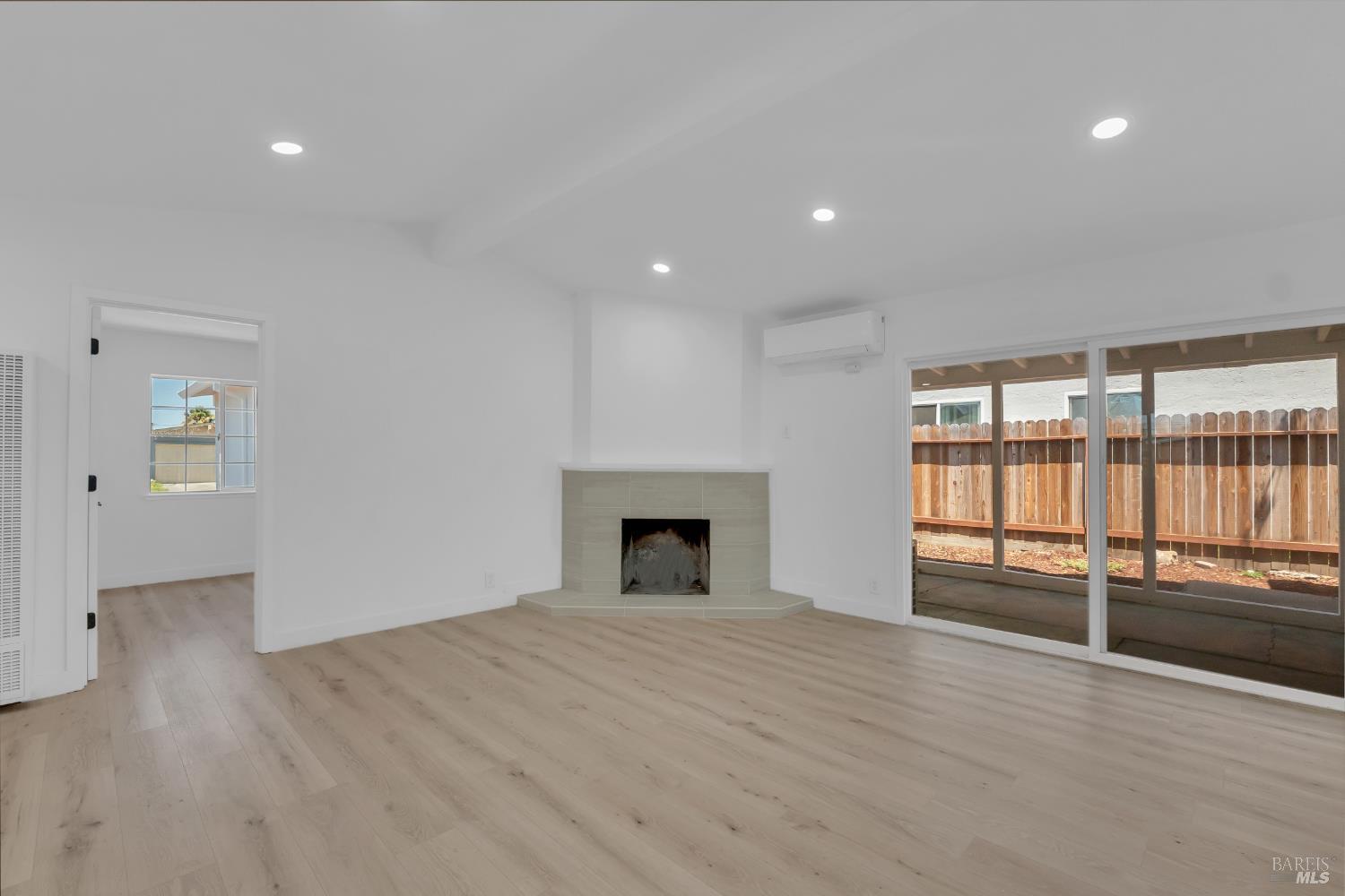Detail Gallery Image 12 of 28 For 1700 Fillmore St, Fairfield,  CA 94533 - 3 Beds | 2 Baths