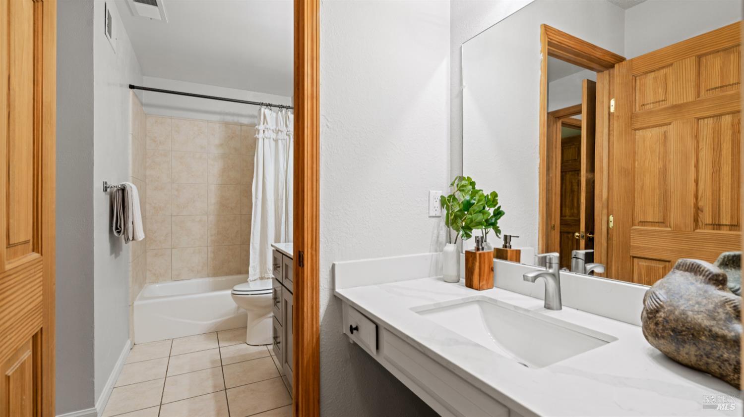 Detail Gallery Image 24 of 34 For 467 San Marin Dr, Novato,  CA 94945 - 2 Beds | 1 Baths