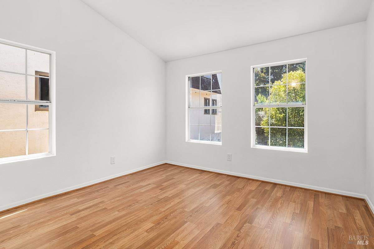 Detail Gallery Image 30 of 37 For 523 B St, San Rafael,  CA 94901 - 7 Beds | 4 Baths