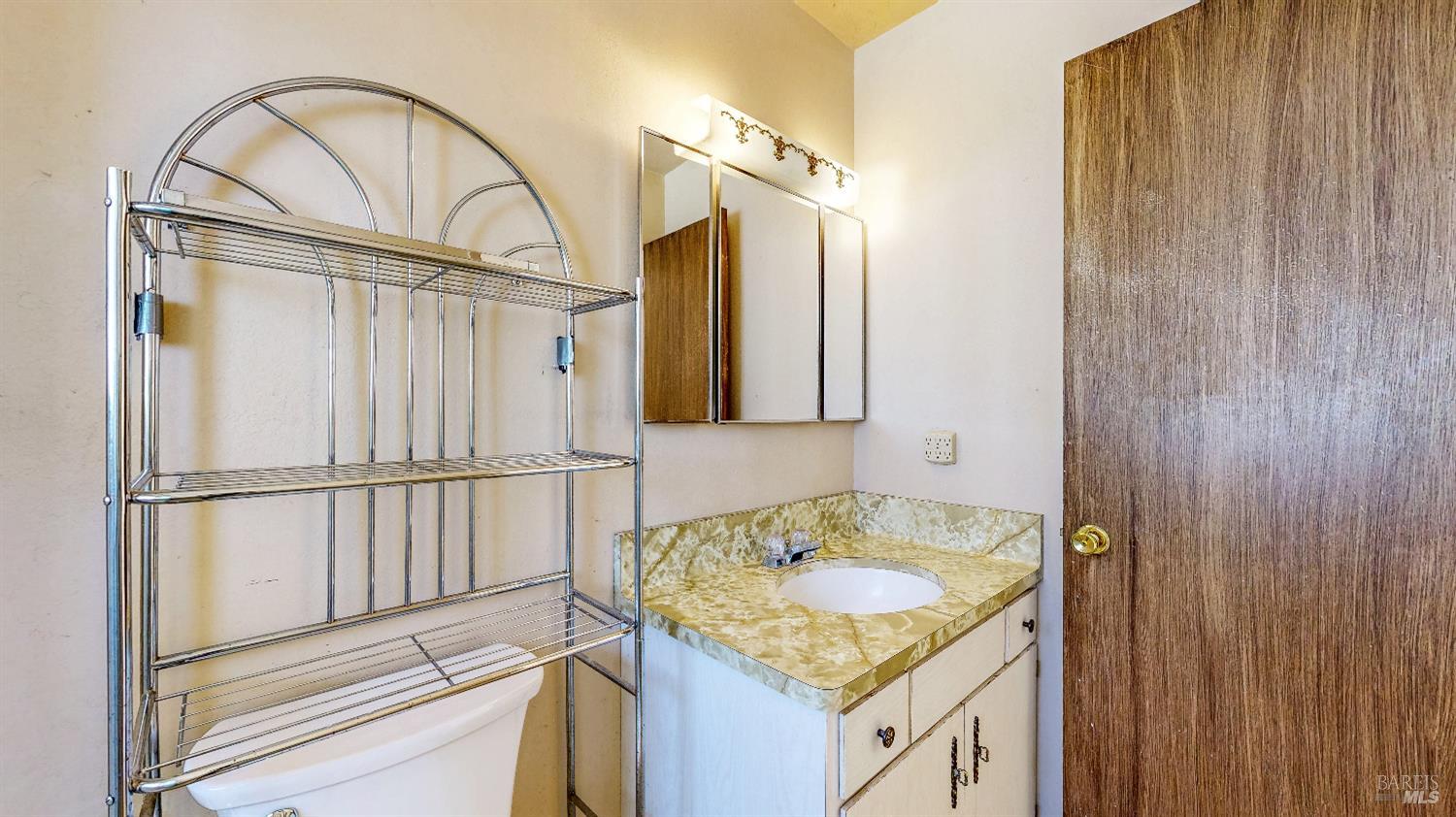 Detail Gallery Image 29 of 50 For 626 Ely Blvd, Petaluma,  CA 94954 - 3 Beds | 2 Baths