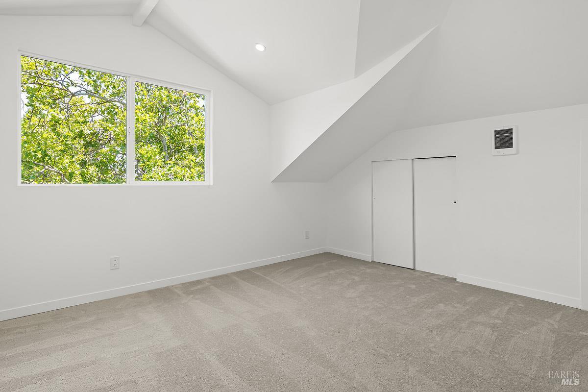 Detail Gallery Image 12 of 37 For 523 B St, San Rafael,  CA 94901 - 7 Beds | 4 Baths