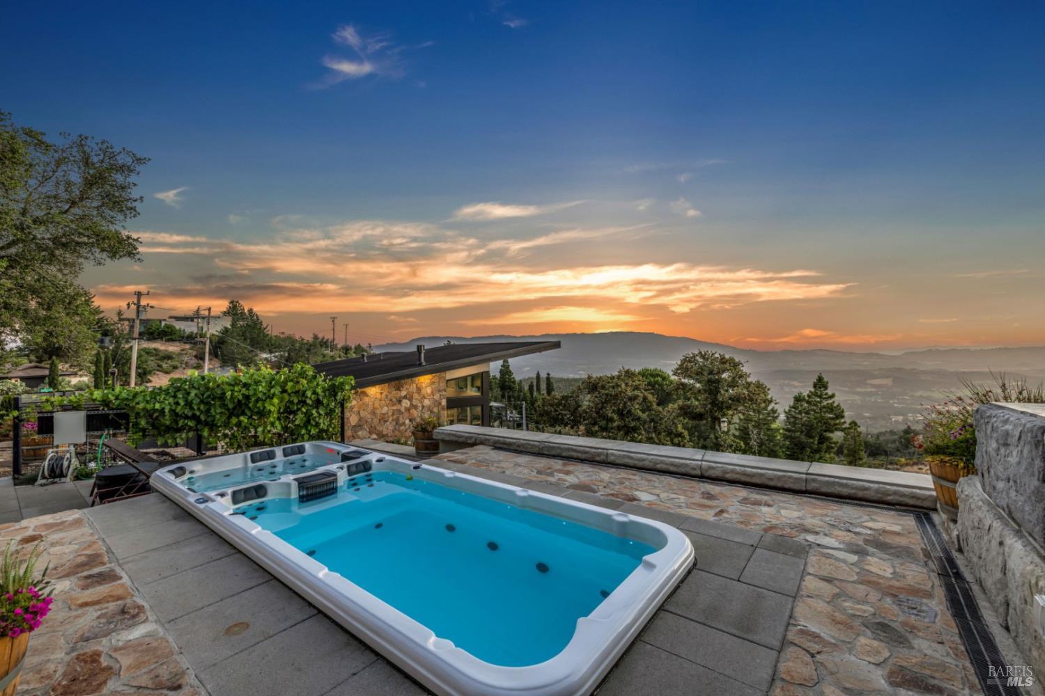 Detail Gallery Image 18 of 35 For 2205 Trinity Rd, Glen Ellen,  CA 95442 - 2 Beds | 2/2 Baths