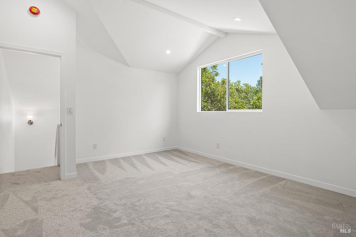 Detail Gallery Image 11 of 37 For 523 B St, San Rafael,  CA 94901 - 7 Beds | 4 Baths