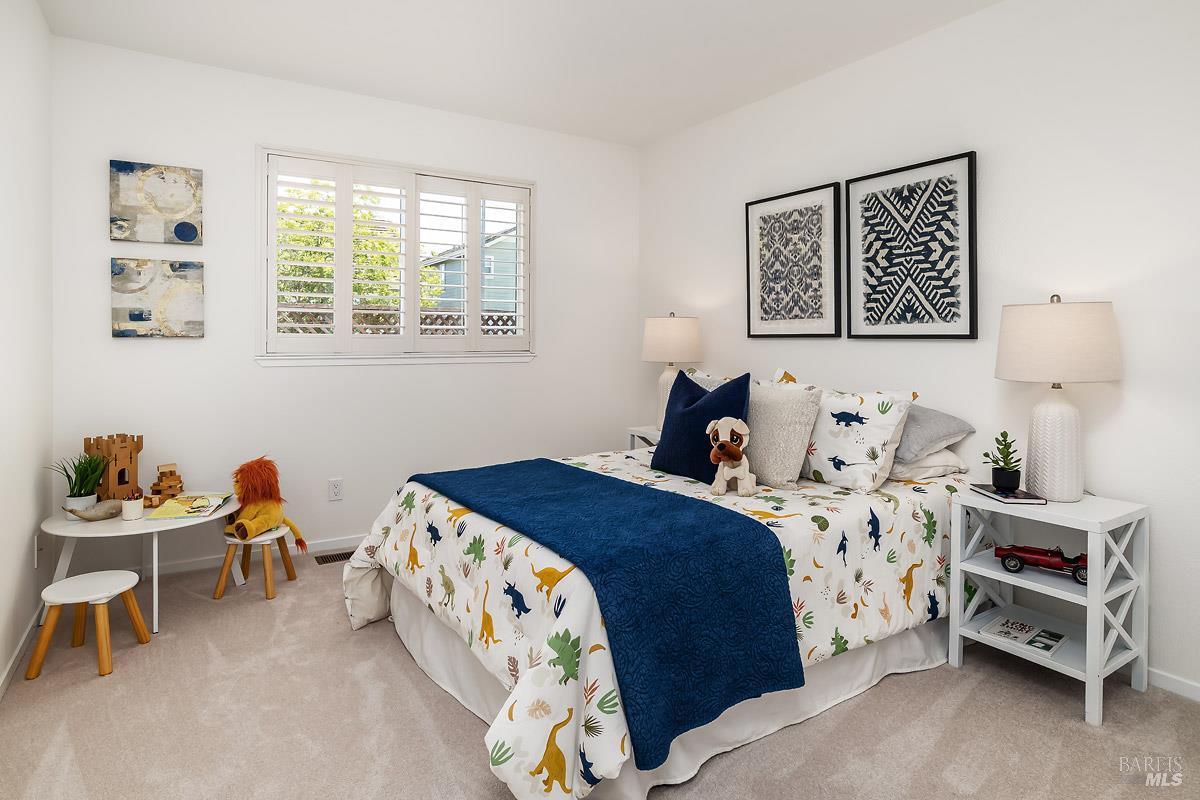 Detail Gallery Image 16 of 29 For 1473 Capri Ave, Petaluma,  CA 94954 - 3 Beds | 2 Baths