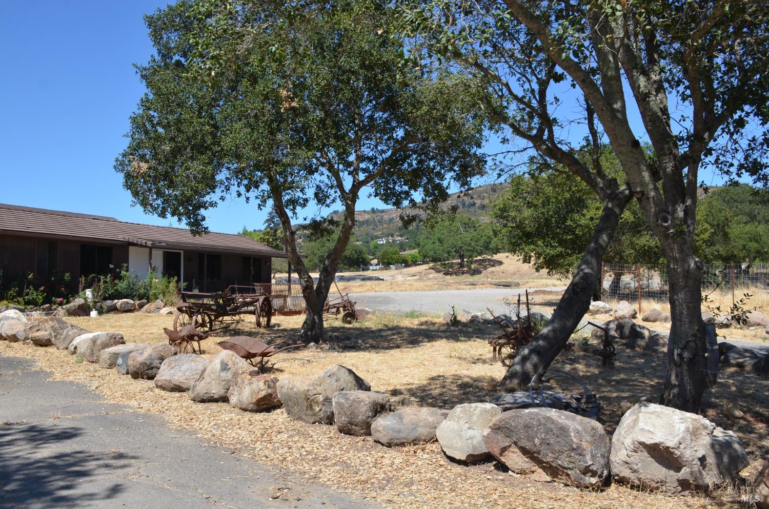 Detail Gallery Image 17 of 37 For 2186 Monticello Rd, Napa,  CA 94558 - – Beds | – Baths