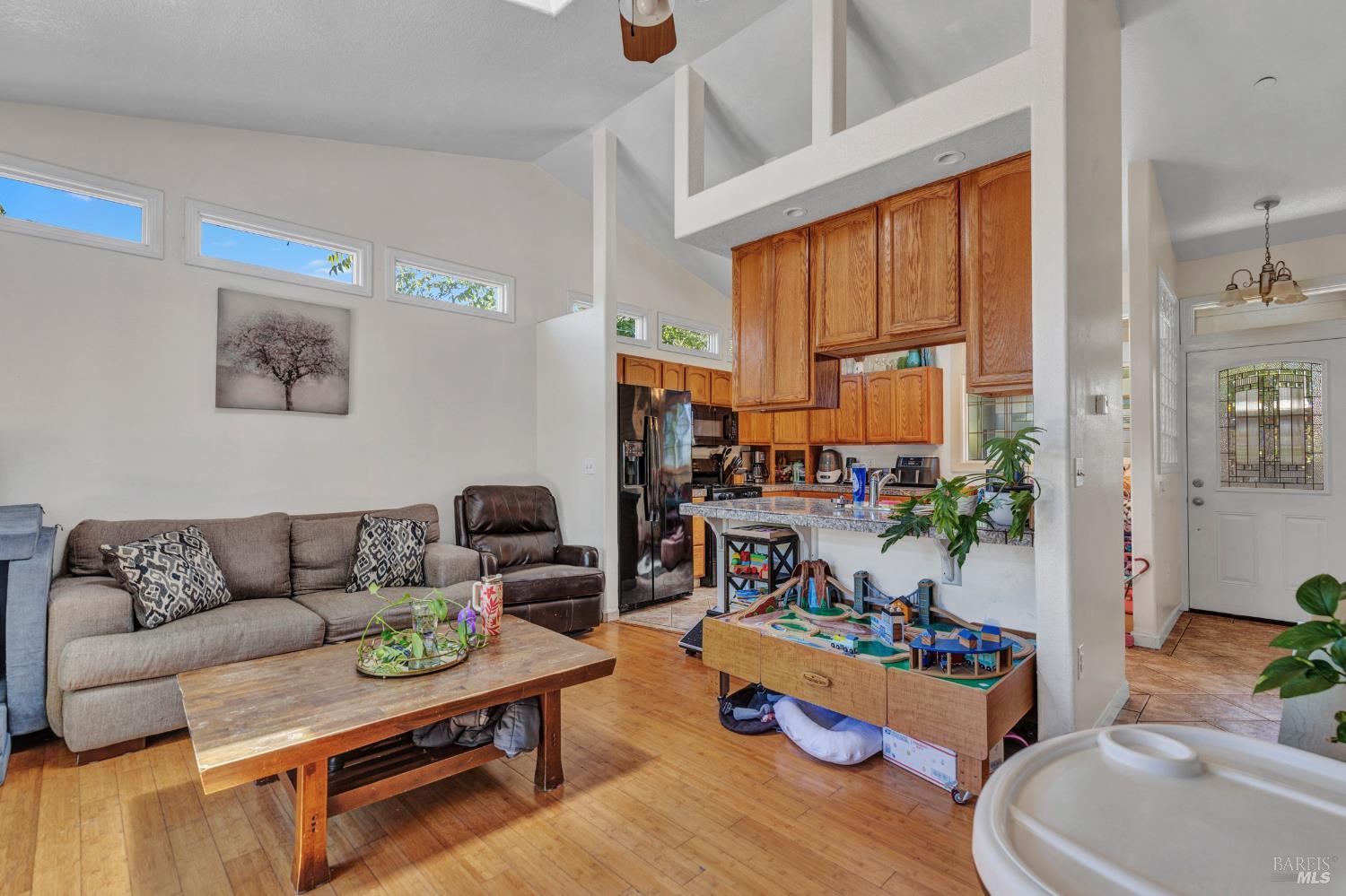 Detail Gallery Image 25 of 31 For 2720 Laurel St, Napa,  CA 94558 - – Beds | – Baths
