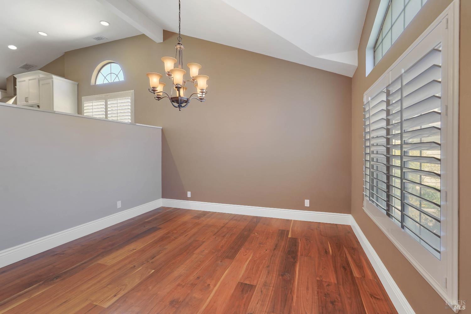 Detail Gallery Image 5 of 87 For 243 Lone Oak Dr, Vacaville,  CA 95688 - 4 Beds | 3 Baths