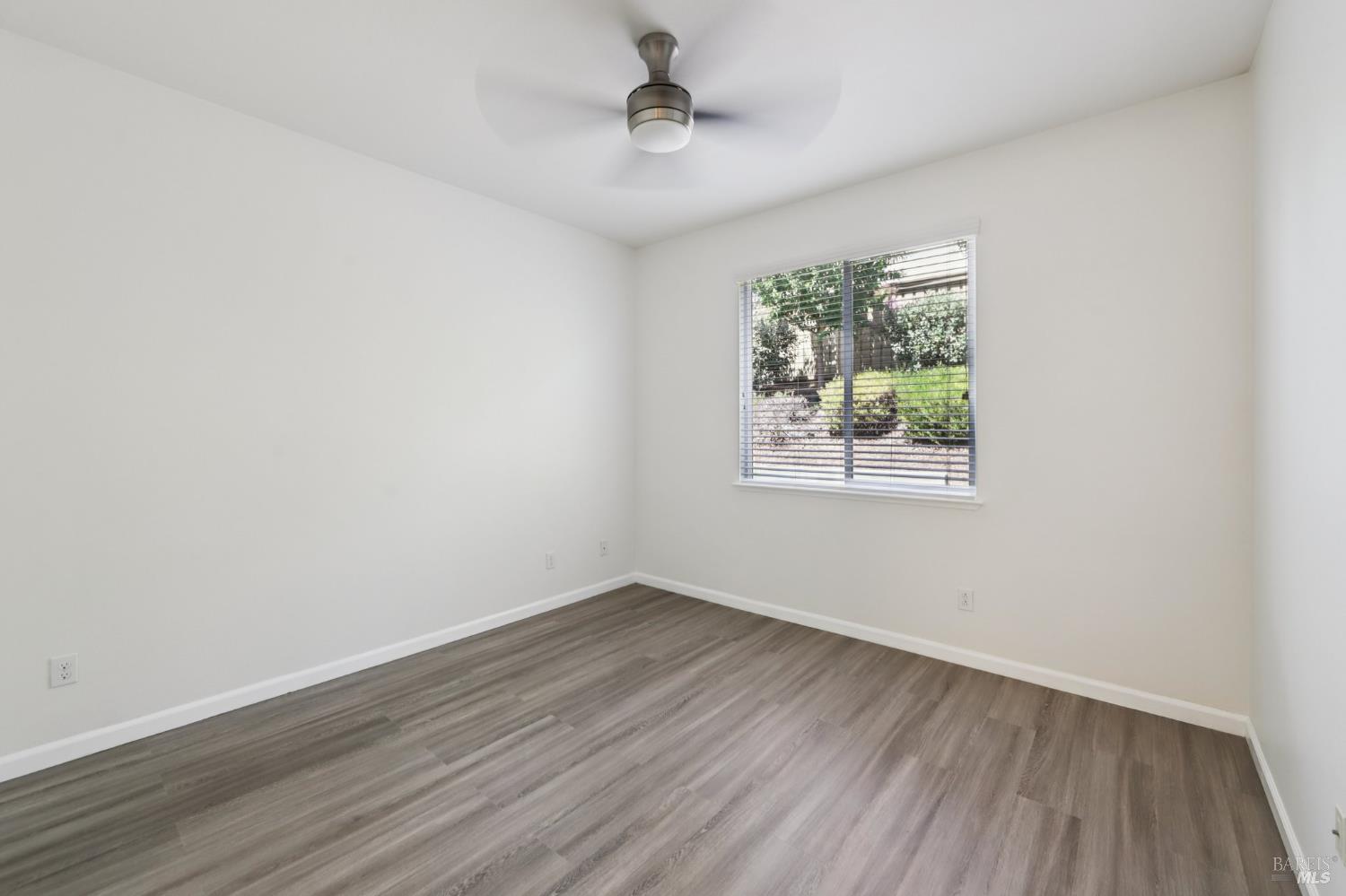 Detail Gallery Image 15 of 48 For 1864 Boardsman Way, Fairfield,  CA 94533 - 4 Beds | 2/1 Baths