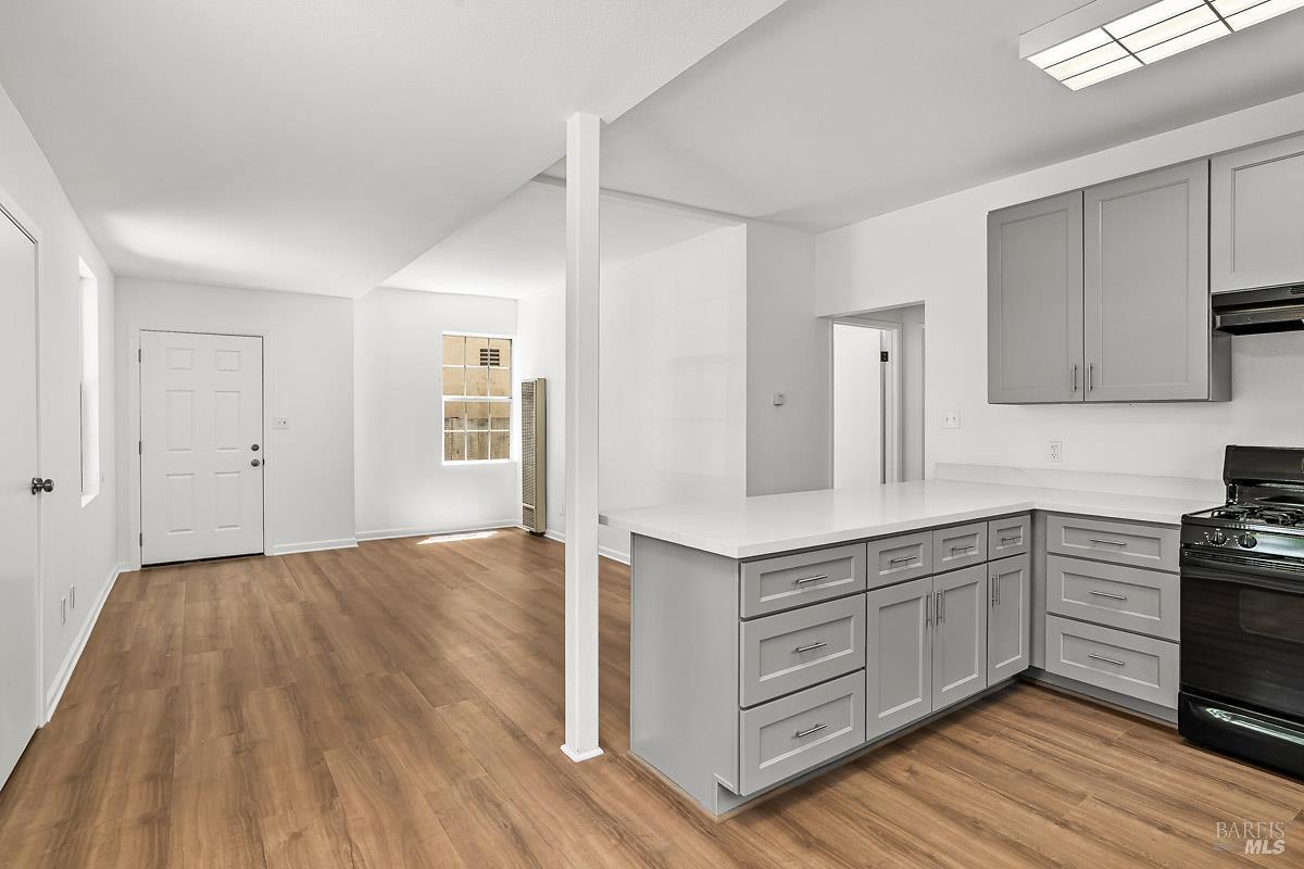 Detail Gallery Image 18 of 37 For 523 B St, San Rafael,  CA 94901 - 7 Beds | 4 Baths