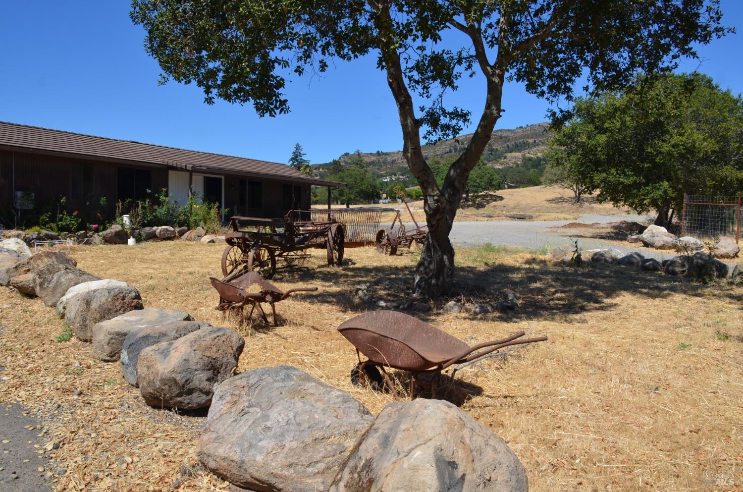 Detail Gallery Image 18 of 37 For 2186 Monticello Rd, Napa,  CA 94558 - – Beds | – Baths